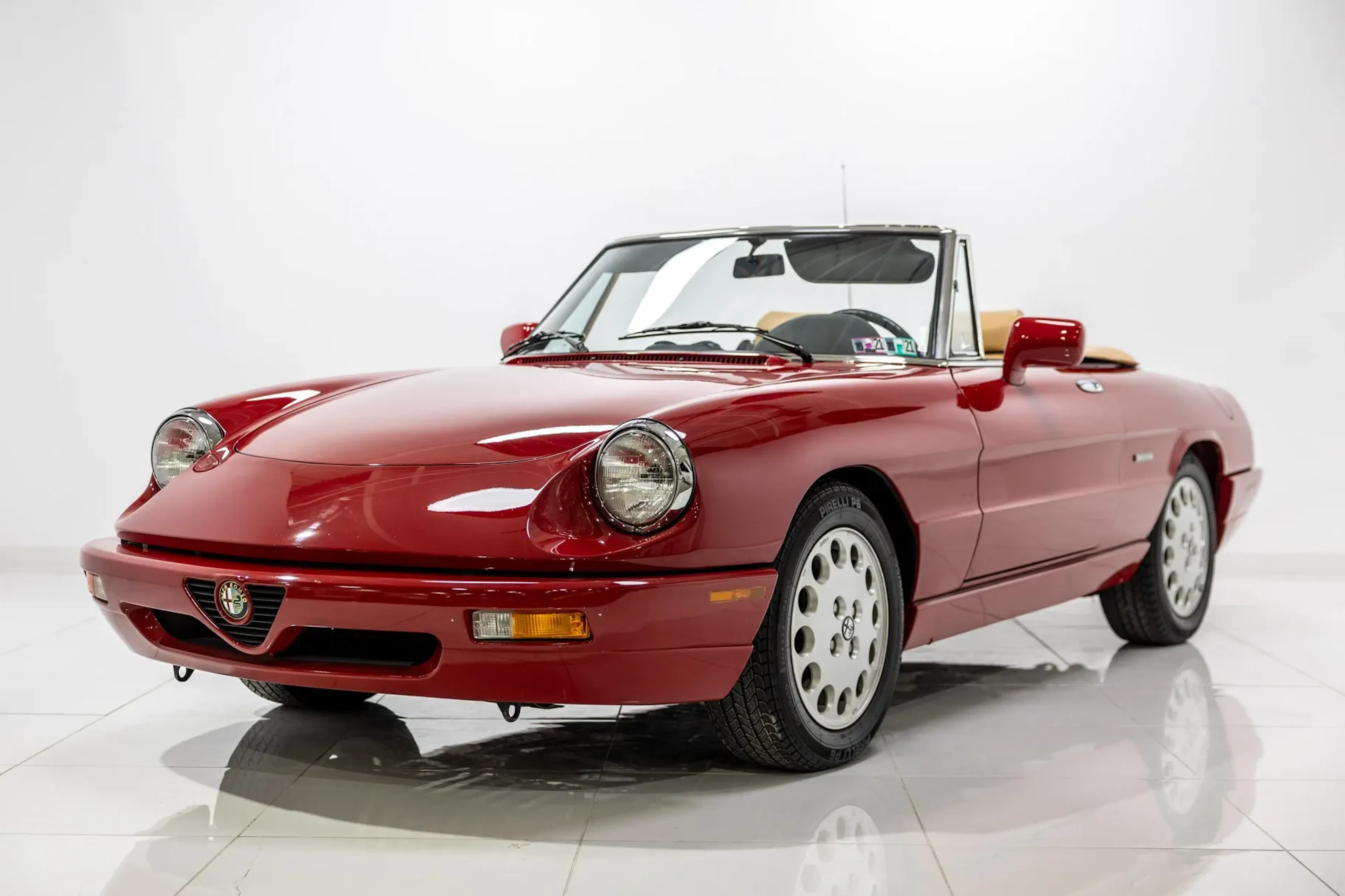 1992 Alfa Romeo Spider VIN ZARBB32N8N7001754 | Hagerty Valuation